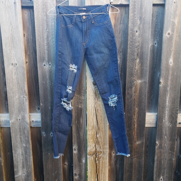 Ripped Denim Jeans - Picture 1 of 3